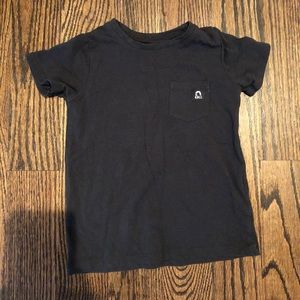 GUC black essentials tee